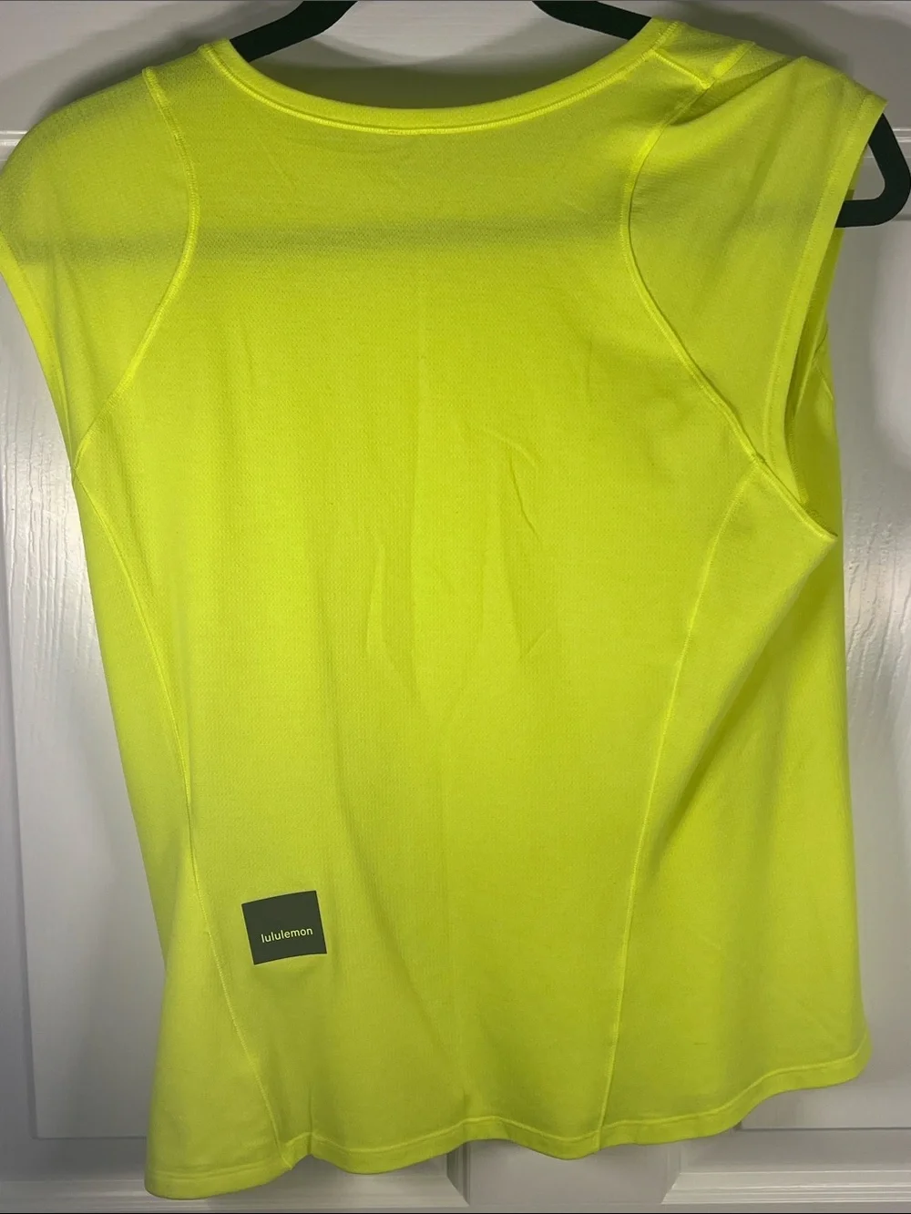 Lululemon Athletica : Cap sleeve hiking tank top - yellow highlight- W size 10